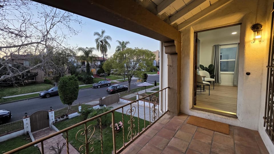 Facade/entrance, View (from property/room), Garden view, Street view, Quiet street view, Inner courtyard view