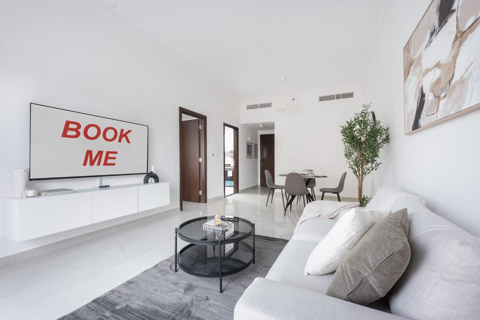 Free housekeeping visits during your stay - StayShort - Spacious JVC Apartment with Large Balcony Sleeps 4 Apartment in Dubai