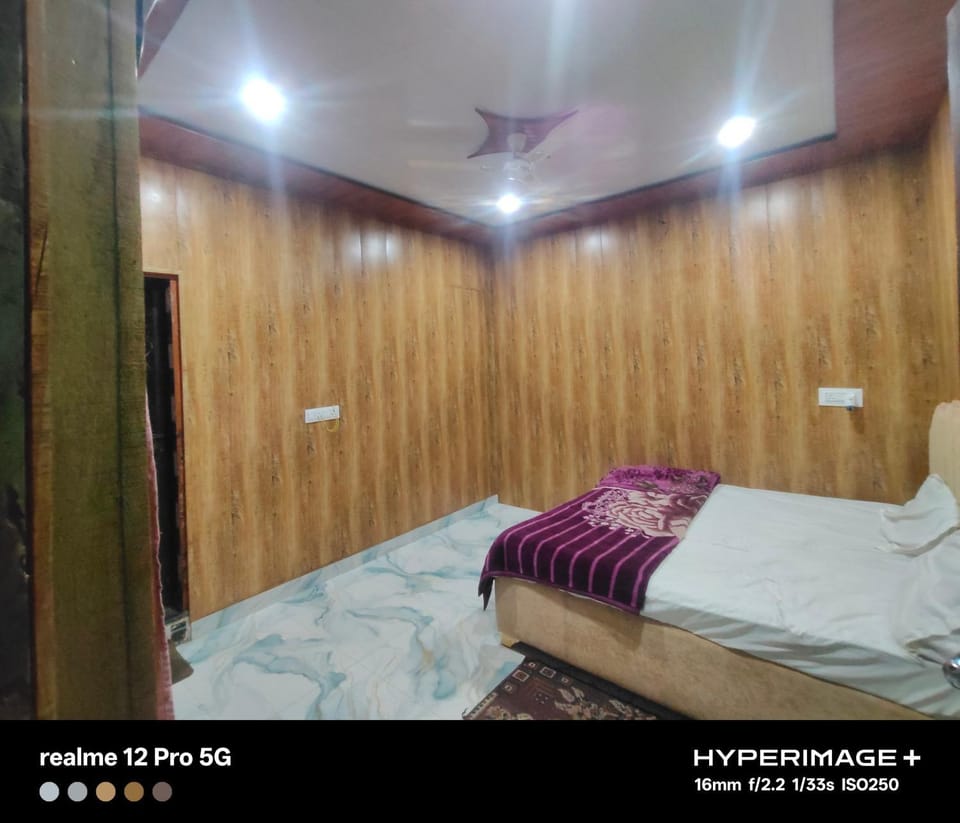 Onkarnath Atithi niwas Bed and Breakfast in Uttar Pradesh