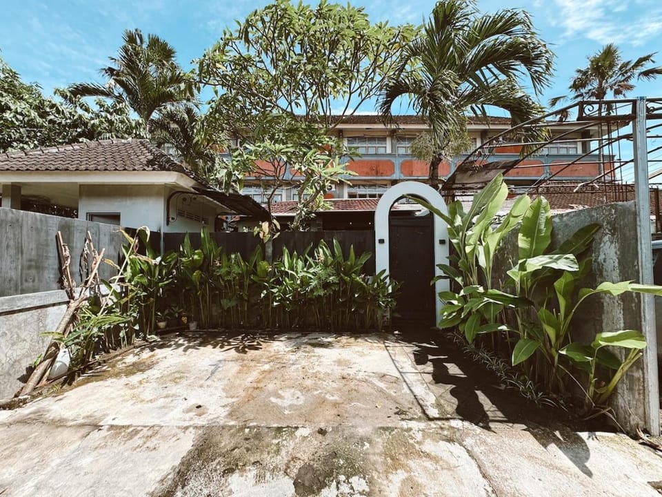 VERTE HOUSE Private 1BR Villa in Canggu House in North Kuta