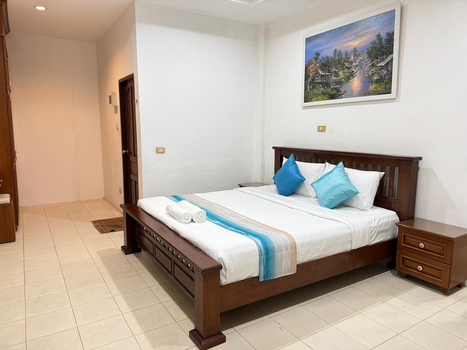 Serene Resort Pattaya Hotel in Pattaya City