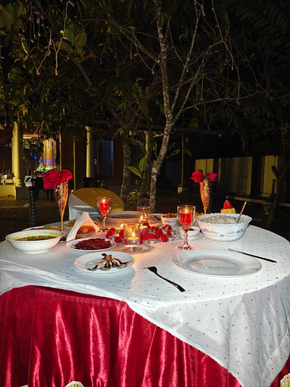 Food and drinks, Food, Drinks
