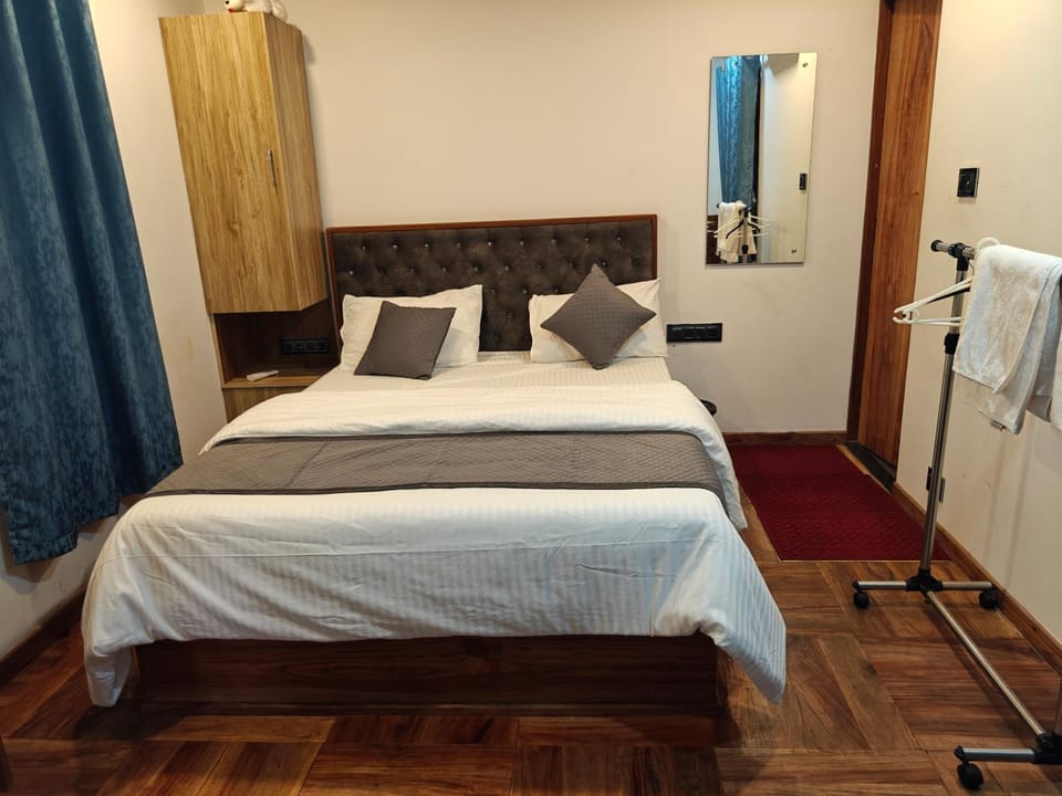 Bed, Beach, Bedroom, bunk bed, bidet, wardrobe