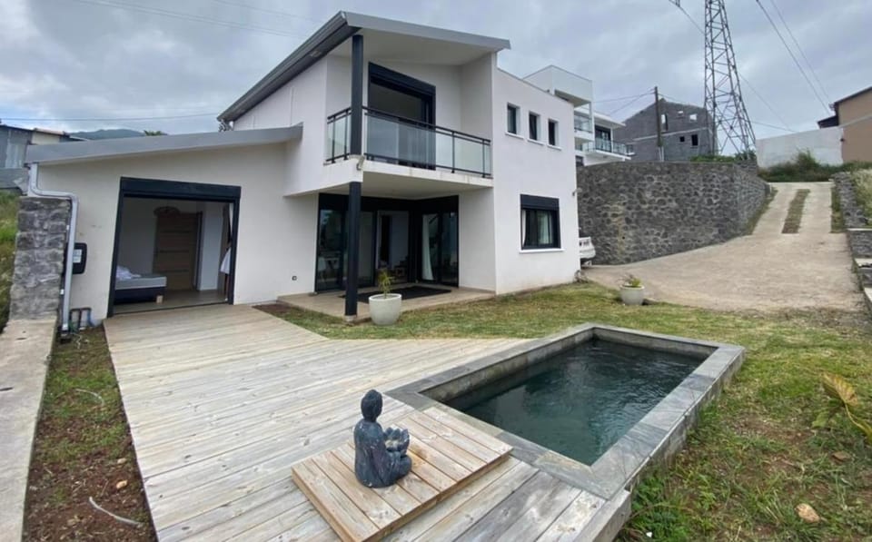 La villa de Lou, avec piscine et spa Villa in Réunion
