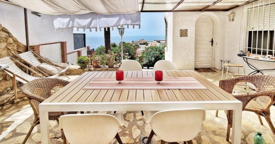 Villa Kunterbunt House in Costa Tropical