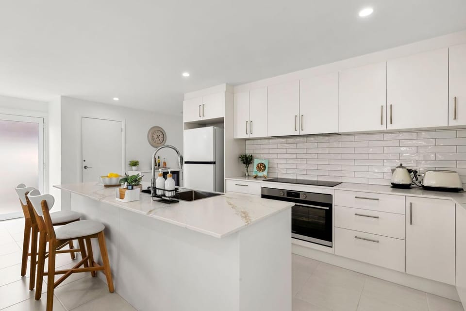 Callala Living - Pet Friendly - 5 Min Walk to Beach House in Callala Bay