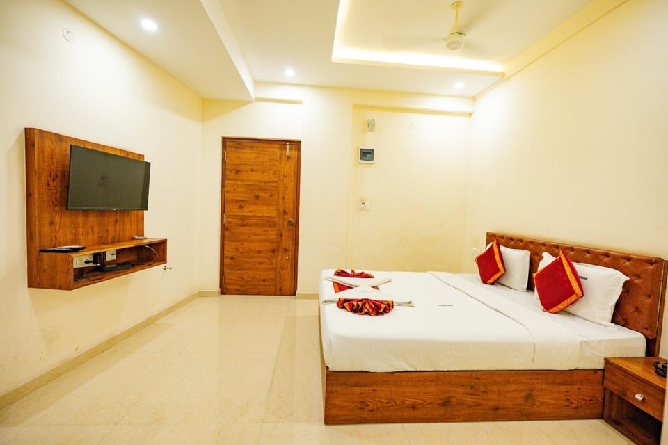 Hotel Rajdhani Inn & Suites Hotel in Mangaluru