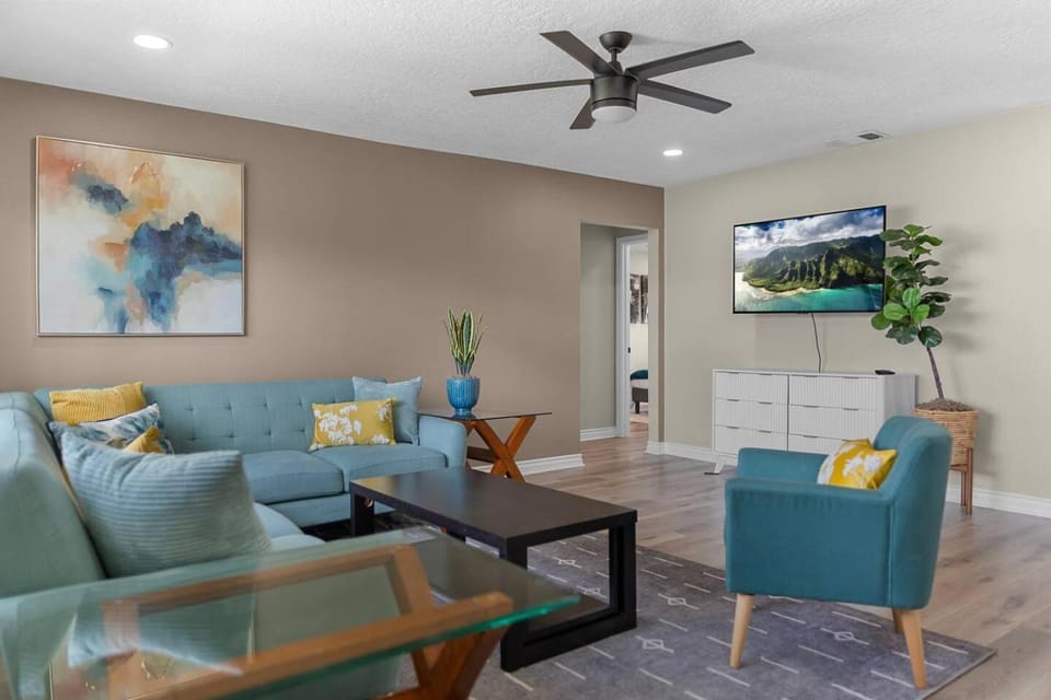 Near LLU Hospital Calm 3BR Workspace House in Loma Linda