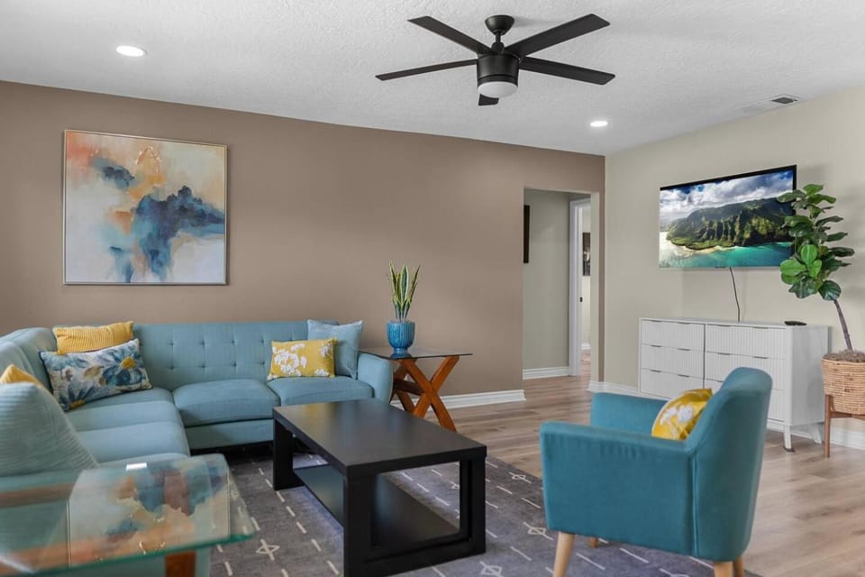 Near LLU Hospital Calm 3BR Workspace House in Loma Linda