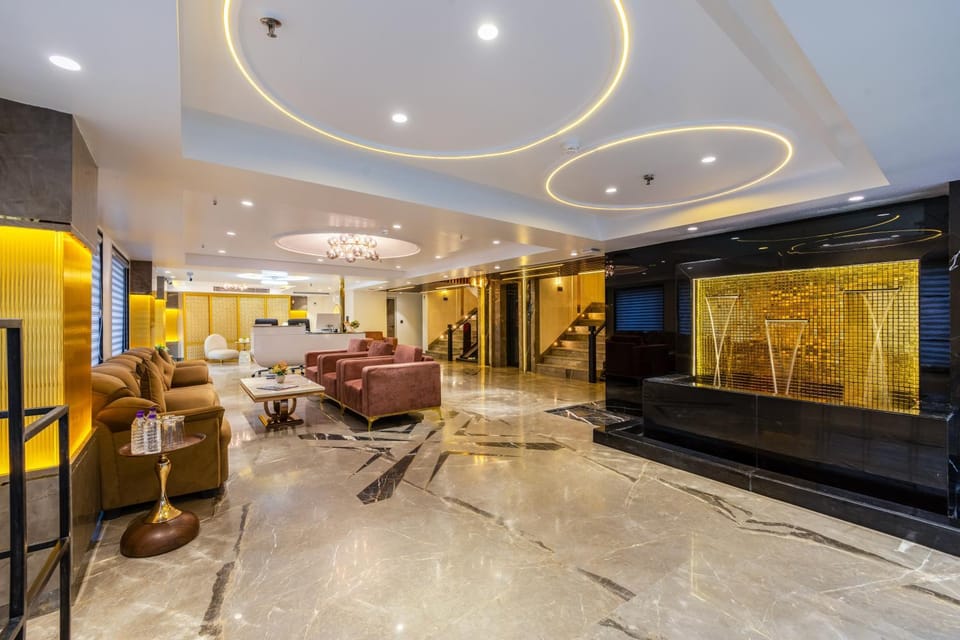 Lobby or reception, Seating area
