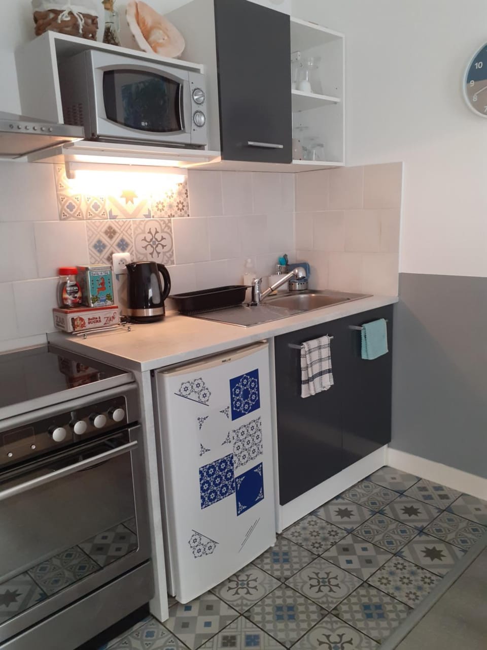 Appartement T1 Hyper Centre avec Balcon Apartment in Bordeaux