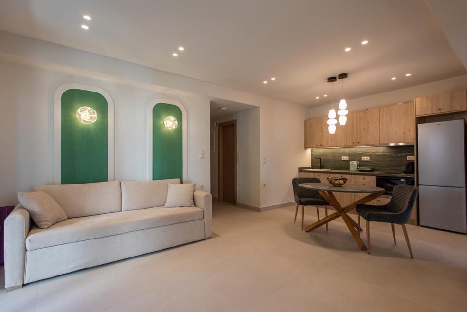 Kitchen or kitchenette, Living room, Dining area