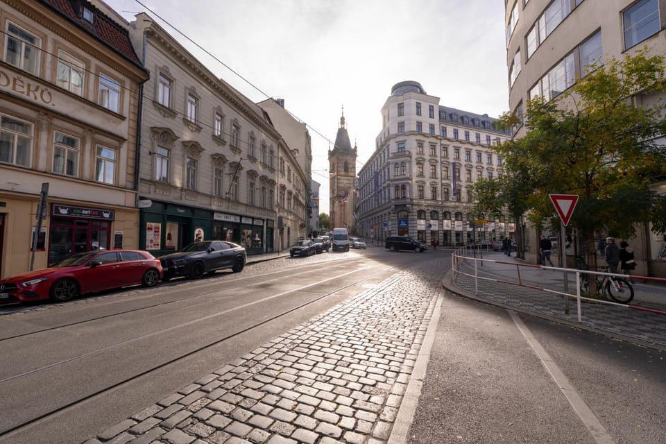 Property building, Street view