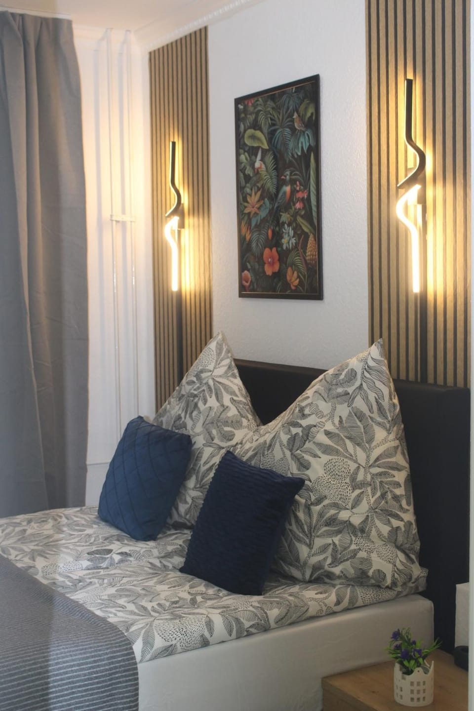 Bed, Bedroom