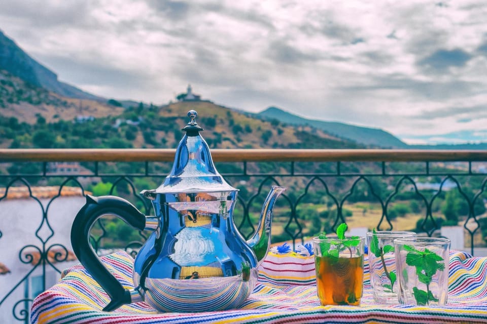 City view, Landmark view, Mountain view, Street view, Breakfast, Non alcoholic drinks