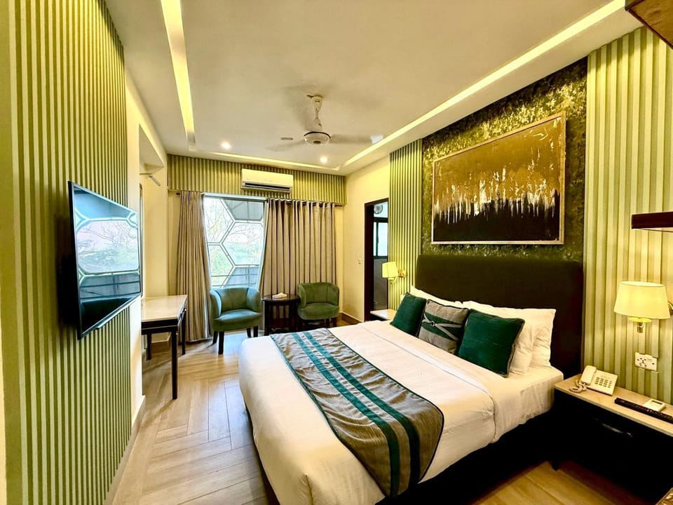 Shelton Hotel Blue Area Hotel in Islamabad