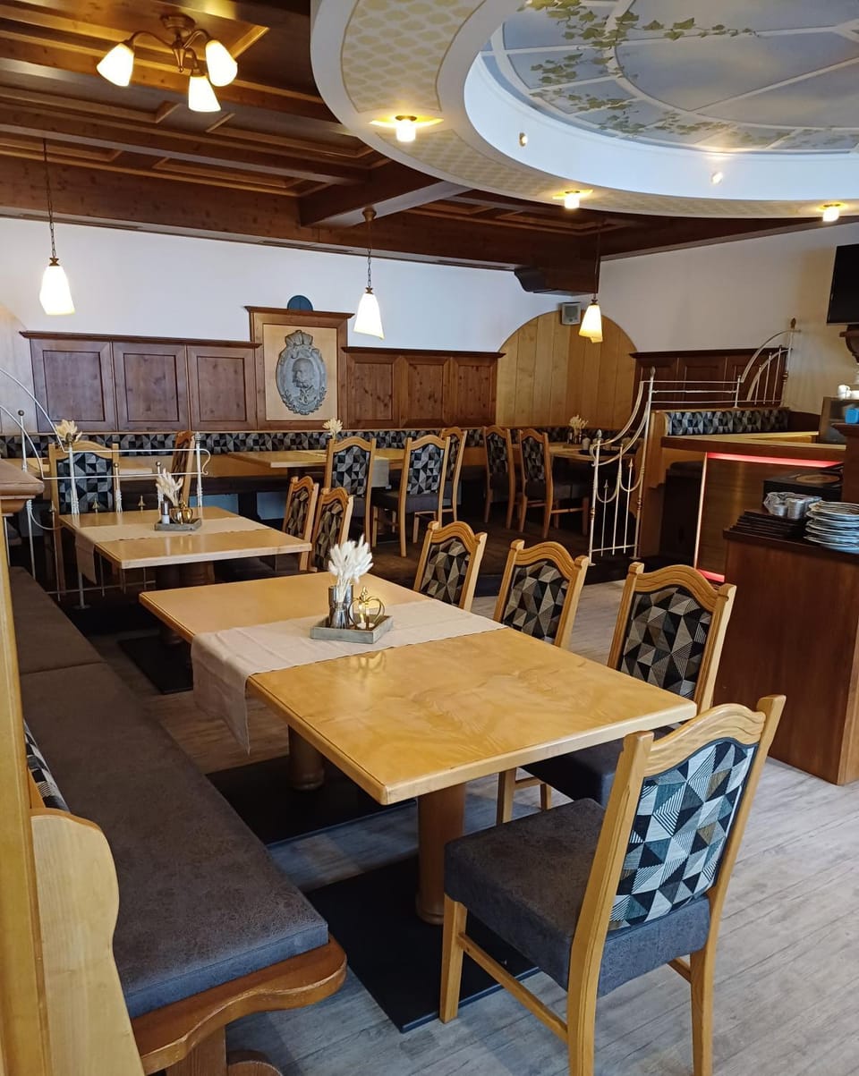 Restaurant/places to eat, Breakfast