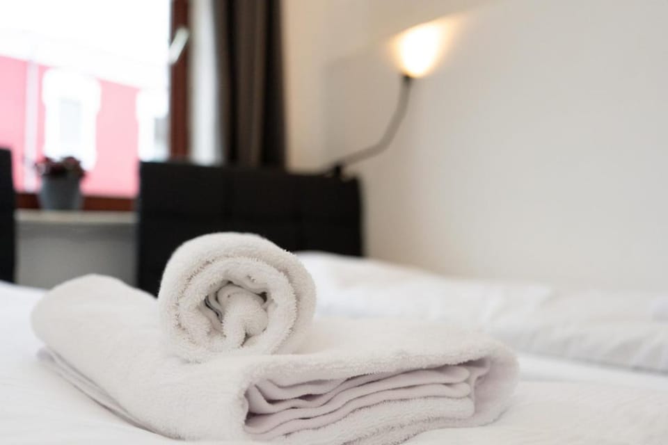 Apartment Central - Free parking - 5 people - 3 rooms - 3 TVs - boxspring - wifi Apartment in Bremen