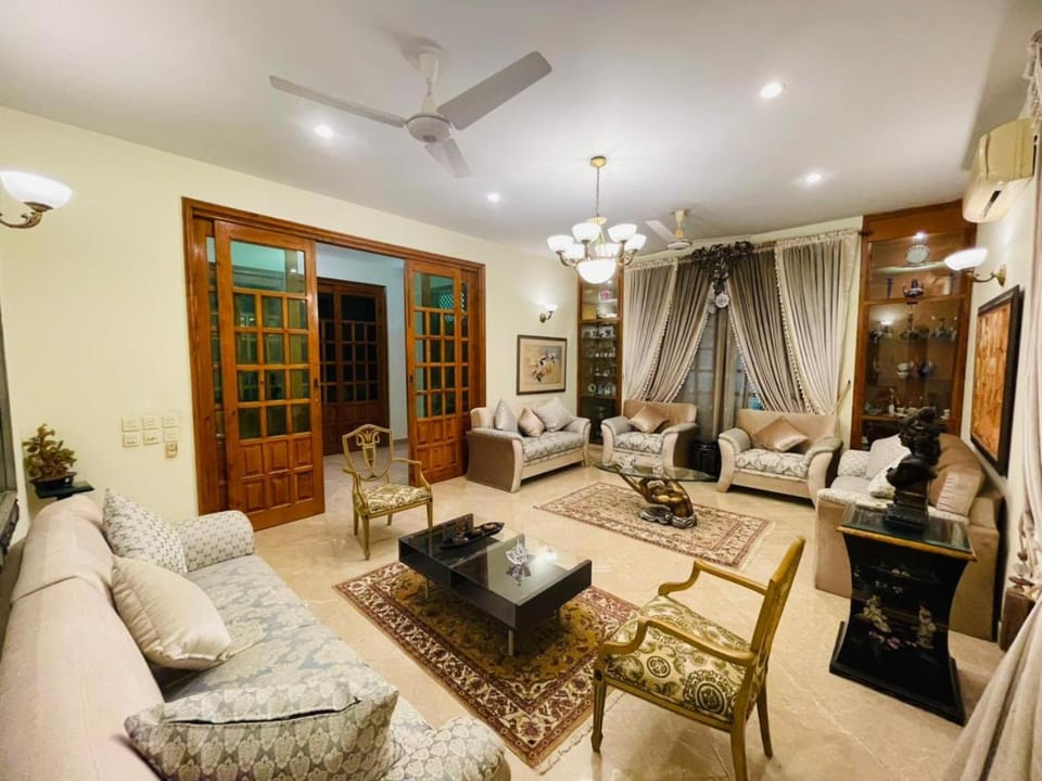 Living room, air conditioner