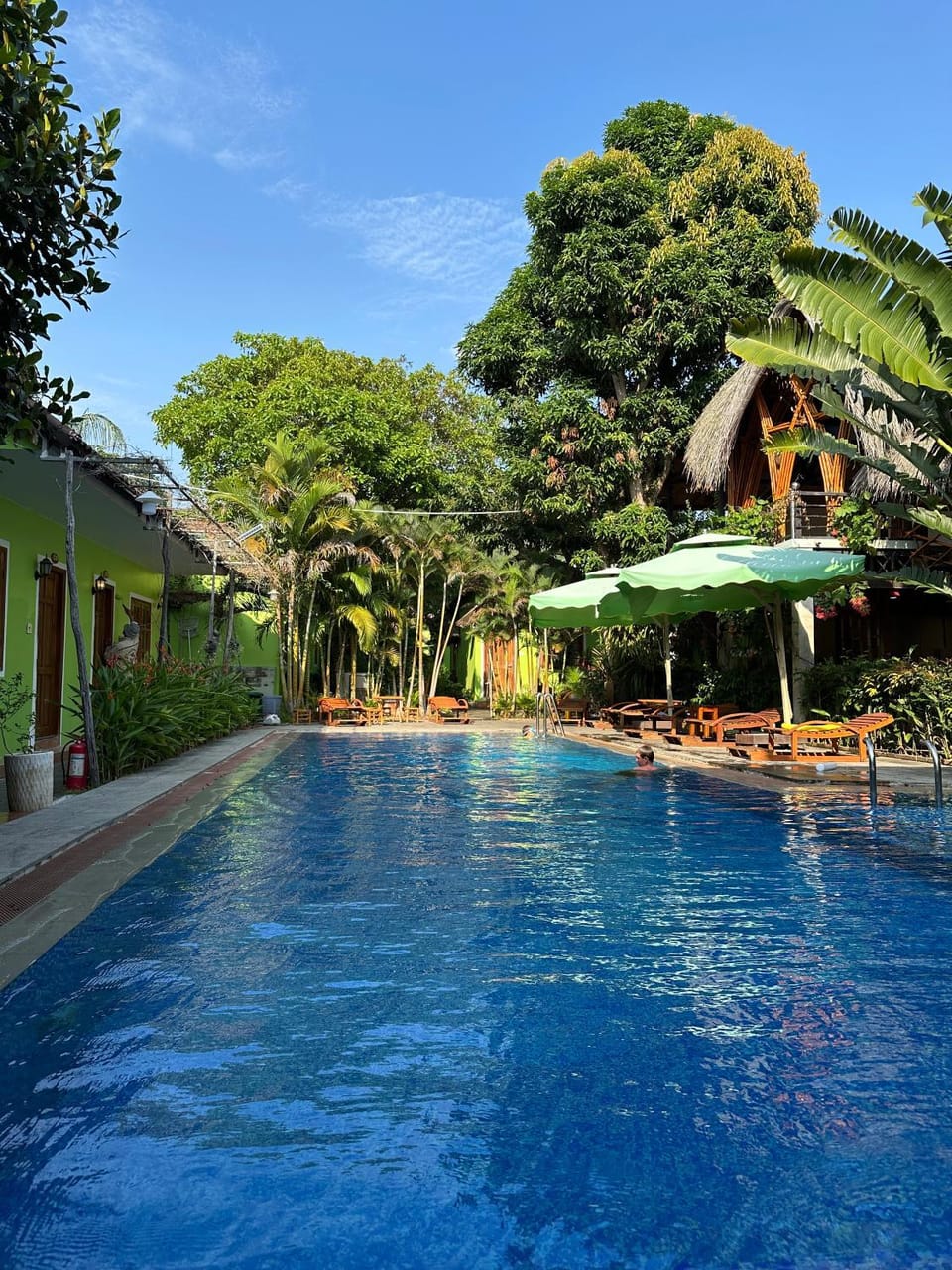 Swimming pool