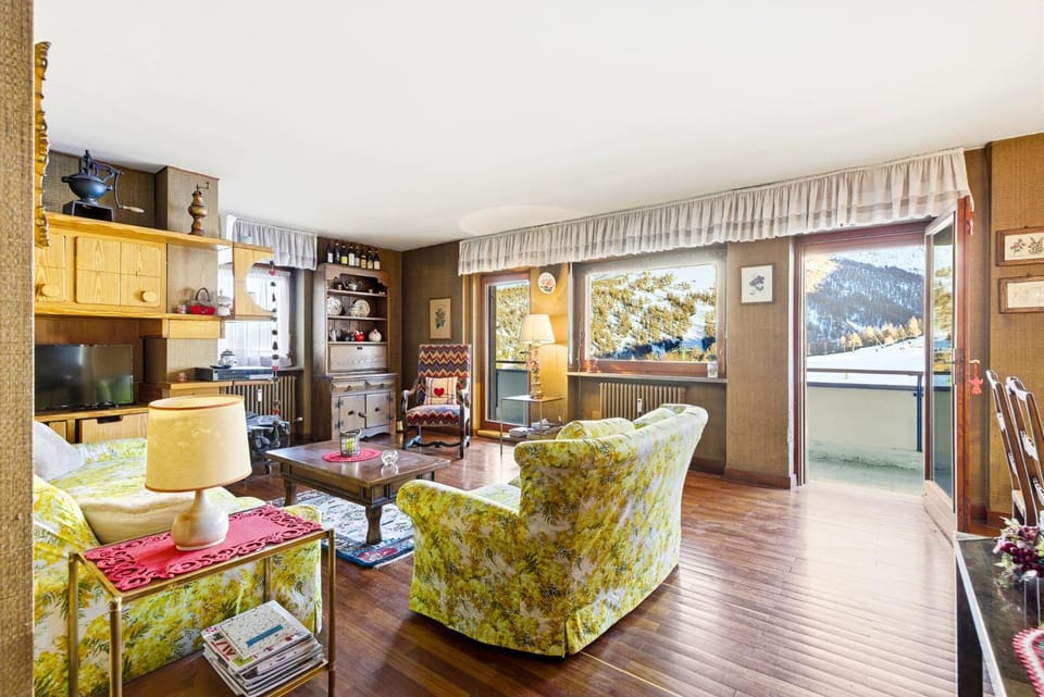 Hostdomus - Ski House Apartment in Sestriere