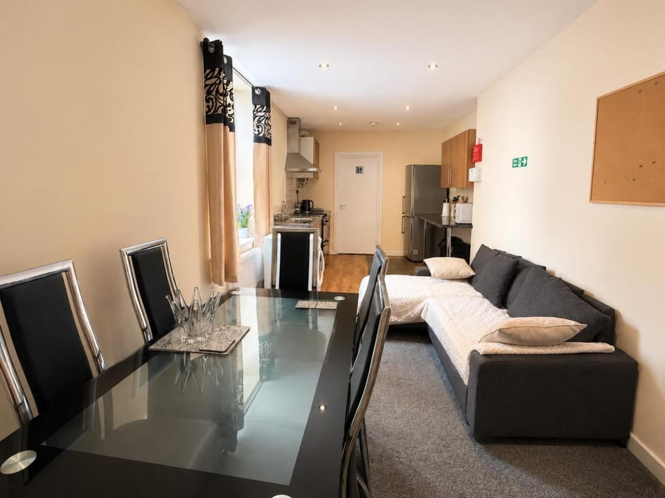 36 flat 1 - Room 2 Vacation rental in Swansea