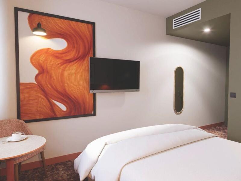 Bed, TV and multimedia, Bedroom, air conditioner