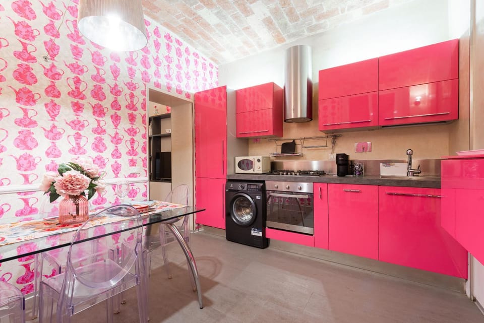 Pink House Secret spot in Rome Apartment in Rome