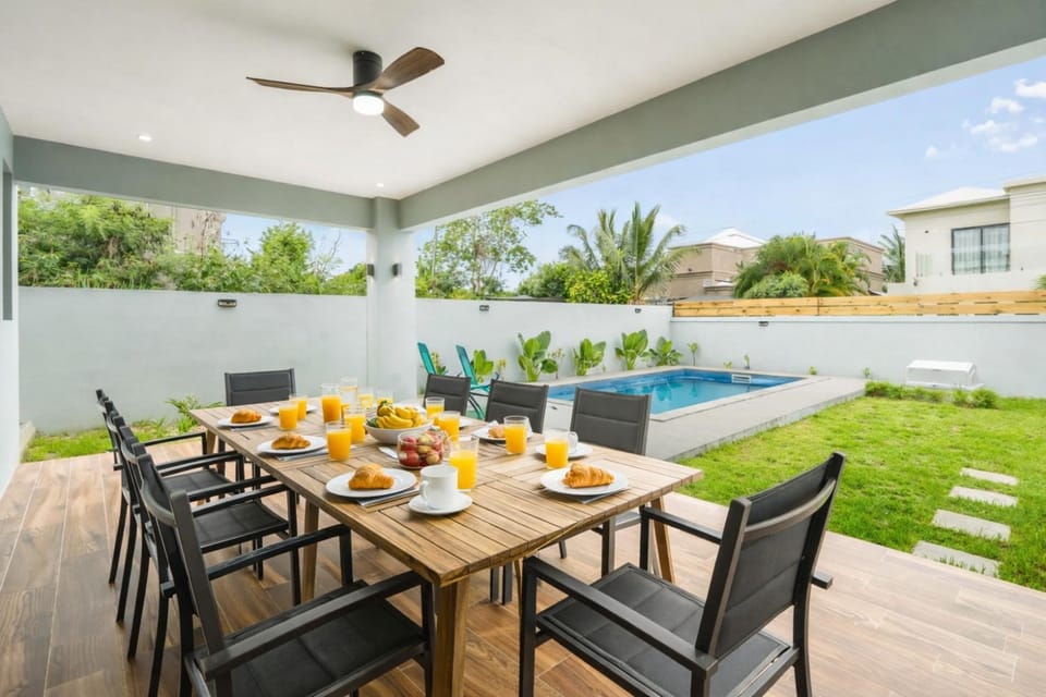 Patio, Dining area, Garden view, Pool view