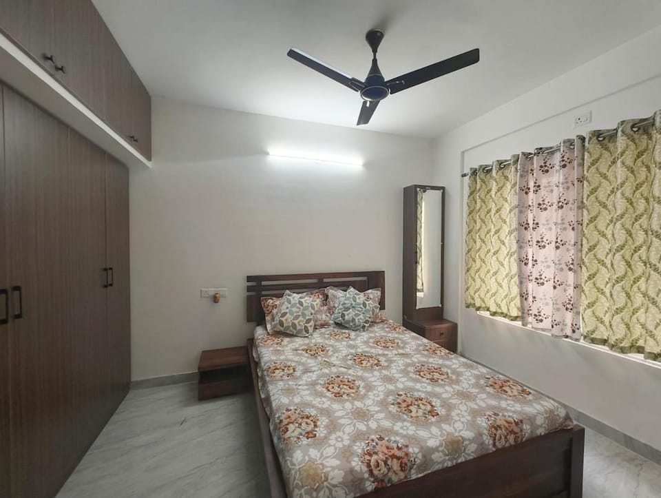 M's Cozy Unwind - Camellia Apartment in Bengaluru