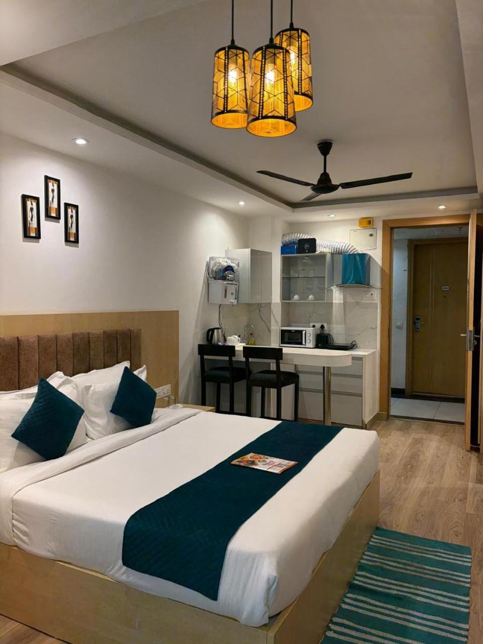 Cozy stay rooftop pool Hotel in Jaipur