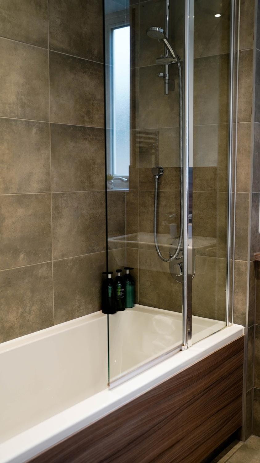 Beautiful Flat 2-Mins away from Rochester Station Apartment in Rochester