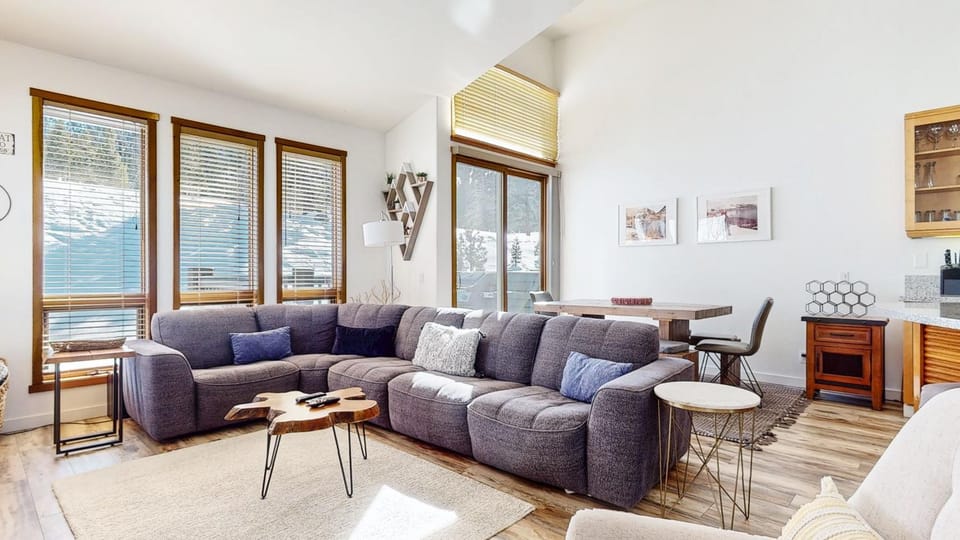 Snowcreek V #777 Apartment in Mammoth Lakes