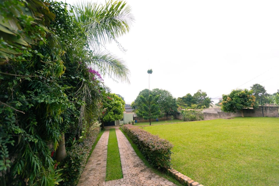 Peace Astonish House in Uganda