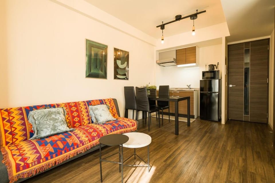 Summer Sale Nipponbashi Cozy Haven AorB type With bathtub Apartment in Osaka