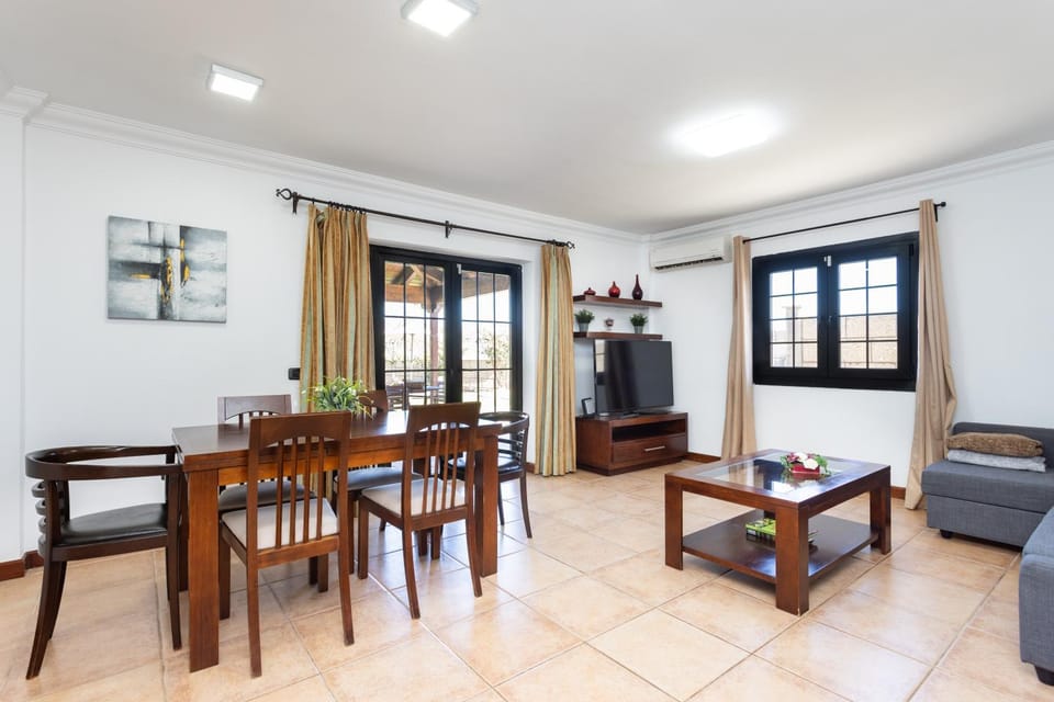 Home2Book Family Pool Home in Candelaria House in Canary Islands