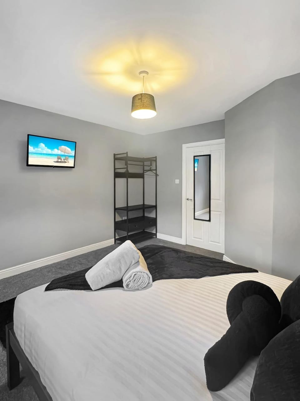 Bed, Bedroom