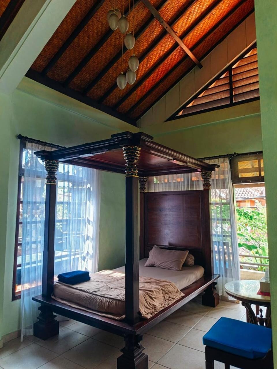 Seating area