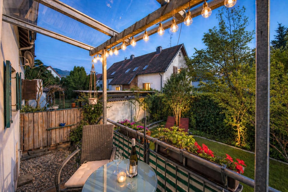 Balcony/Terrace, Garden view