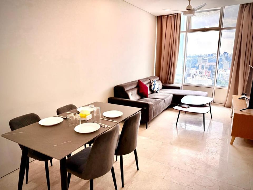 Living room, Seating area, Dining area