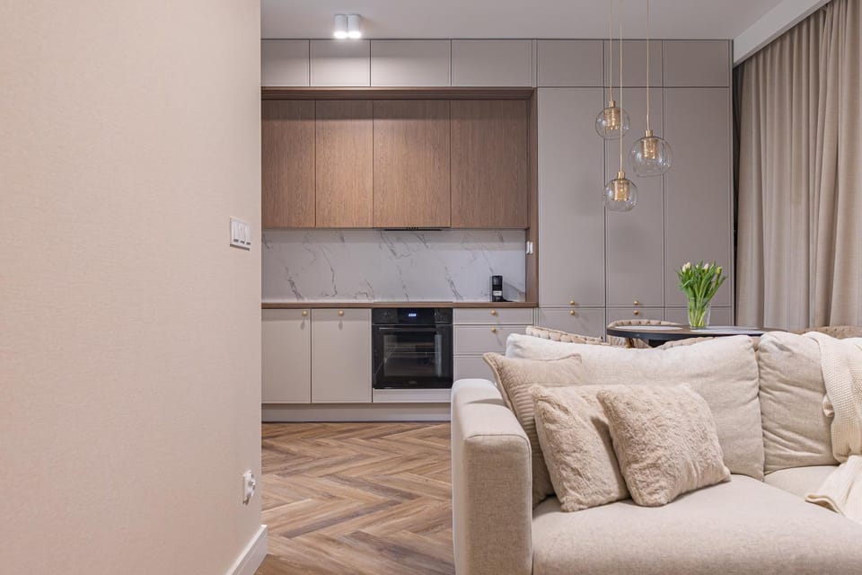 Communal lounge/ TV room, Living room, Dining area, Location
