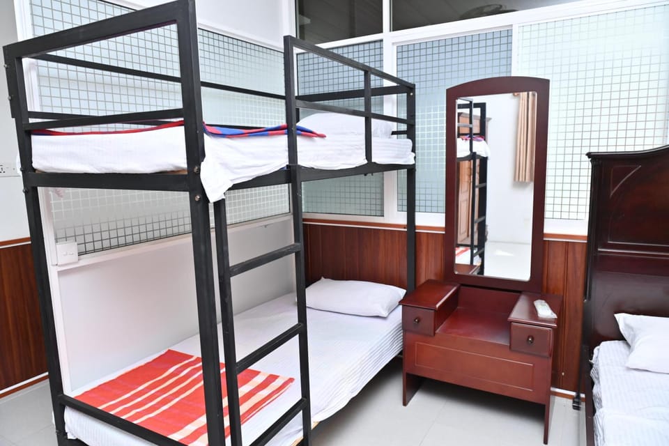 Hureshan Villa Bed and Breakfast in Negombo