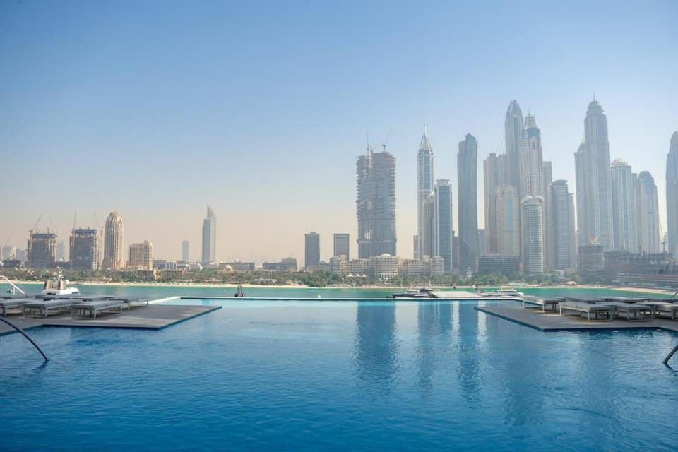 Airstay - Beachfront 1BR - Private Beach Access - Monthly Offer Available Apartment in Dubai