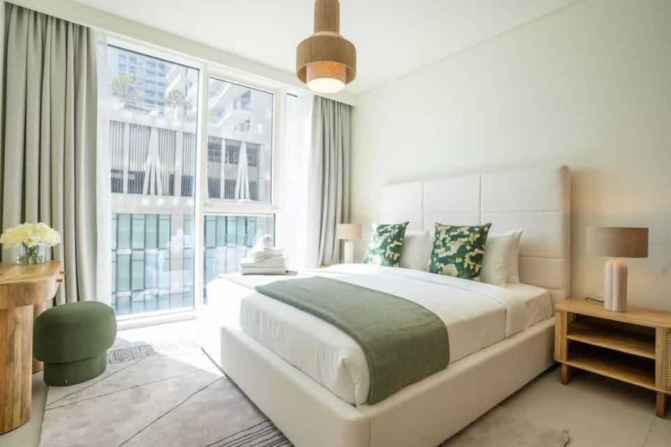 Airstay - Beachfront 1BR - Private Beach Access - Monthly Offer Available Apartment in Dubai