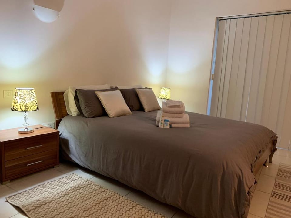 Pender Gardens - One Bedroom Apartment in the Heart of St Julian s by SF Homes Apartment in Saint Julians