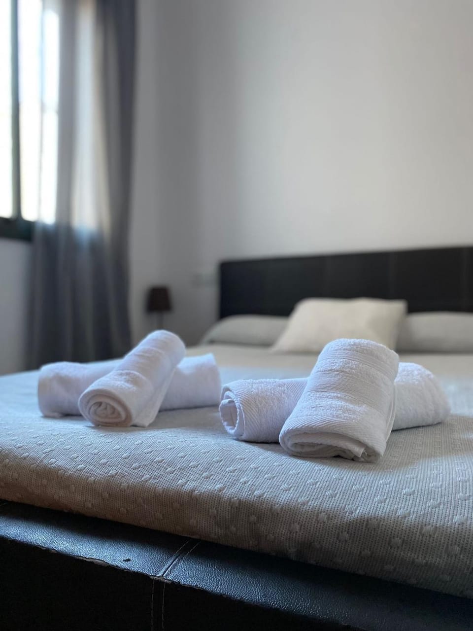 Bed, Photo of the whole room, Bedroom, towels