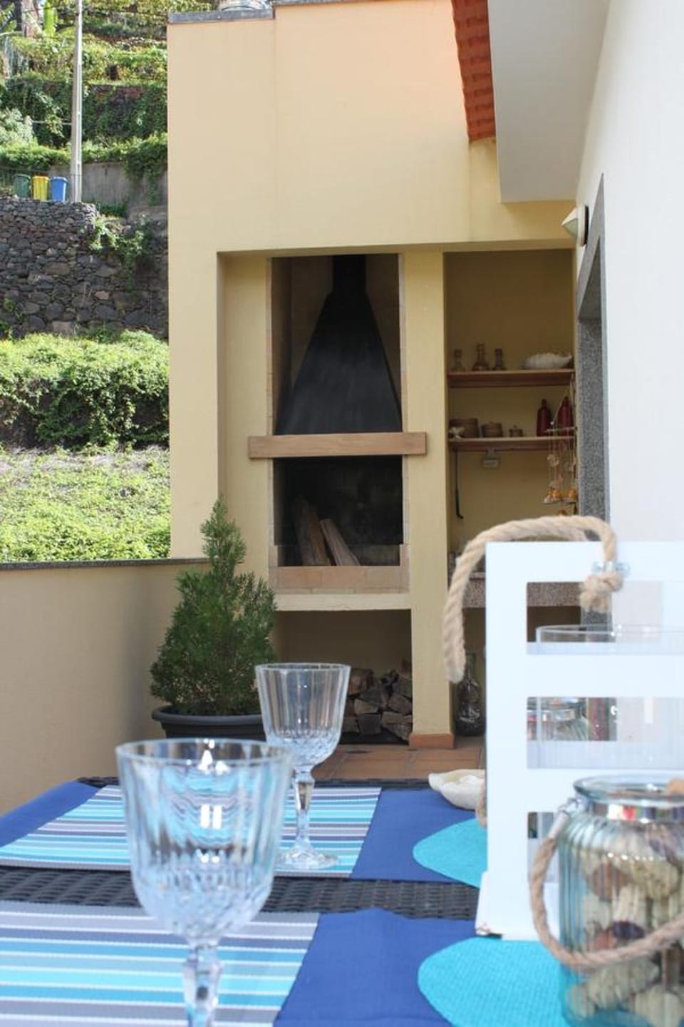 Day, BBQ facilities