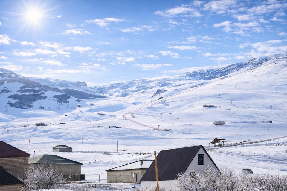 Nearby landmark, Day, Natural landscape, Winter, Skiing, Mountain view