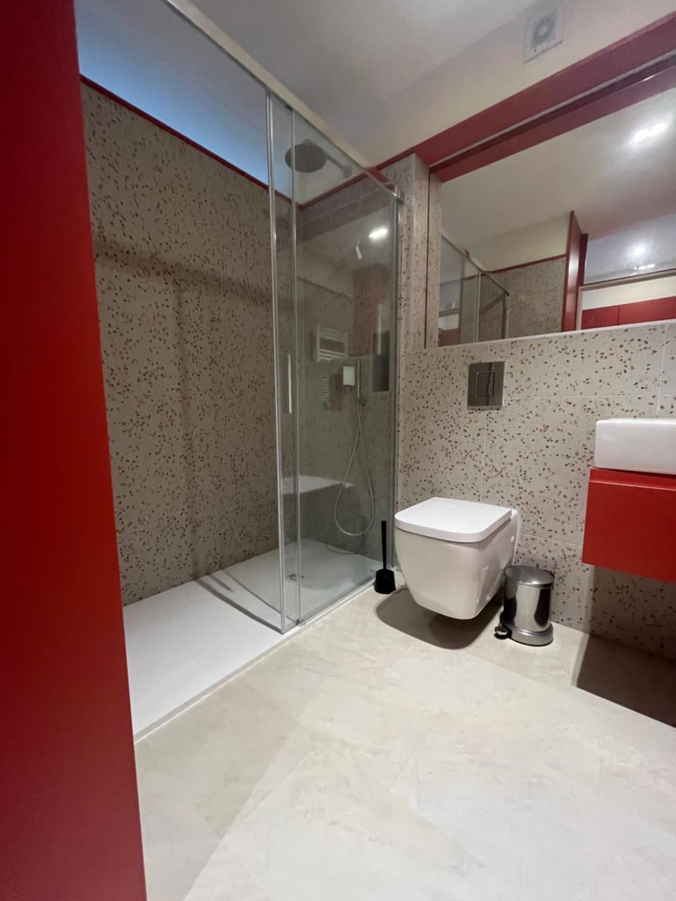 Shower, Toilet, Bathroom