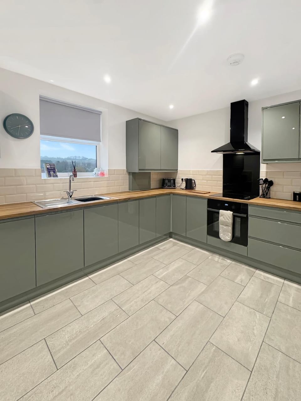 Kitchen or kitchenette, kitchen, kitchen